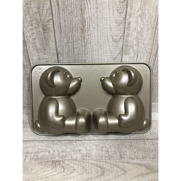 Nordic Ware Teddy Bear Build-A-Bear Cake Mold- See Description Gray GUC Mold Pan - Picture 1 of 9